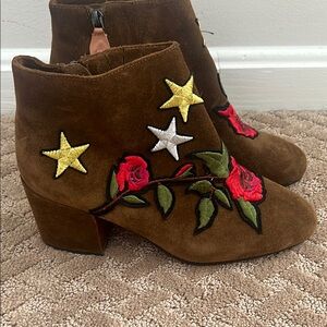 Embroidered Brown Ankle Boots